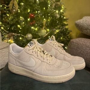 Nike Air Force 1 Beige Sneakers